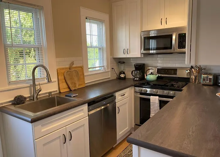 Midtown Oc 3br House • Walk To Apartment Ocean City