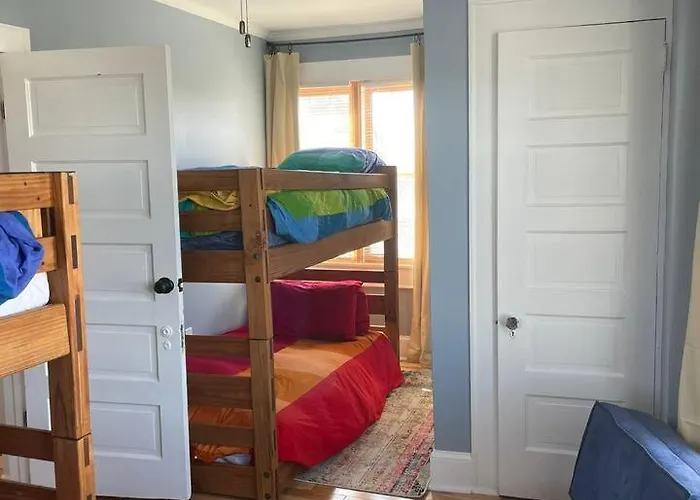 Midtown Oc 3br House • Walk To Apartment